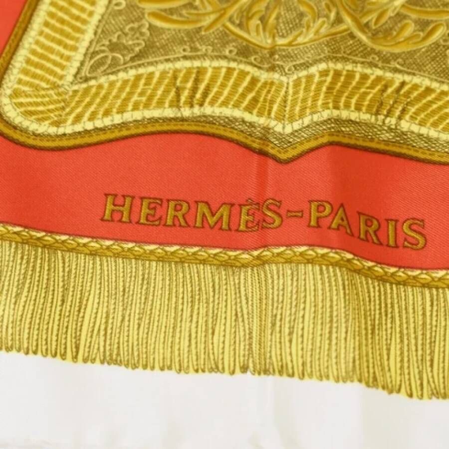 Hermès Vintage Pre-owned Silk scarves White Dames