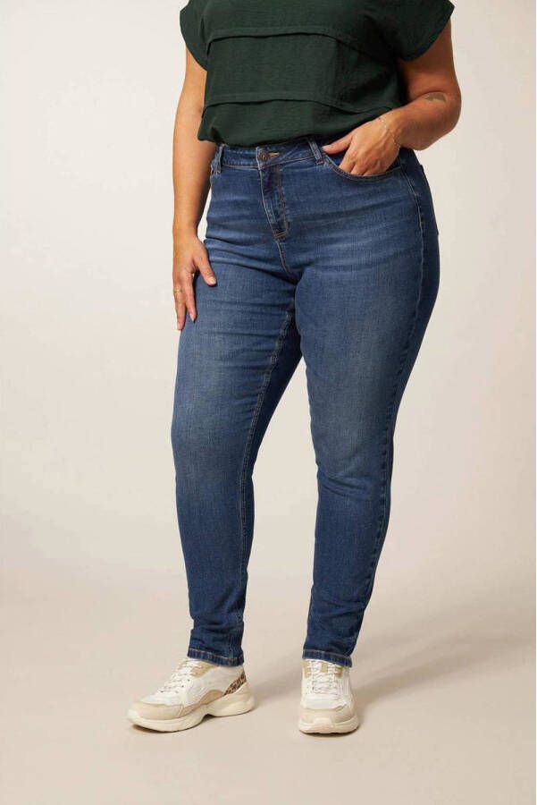 Miss Etam Plus slim fit jeans Jackie medium blue