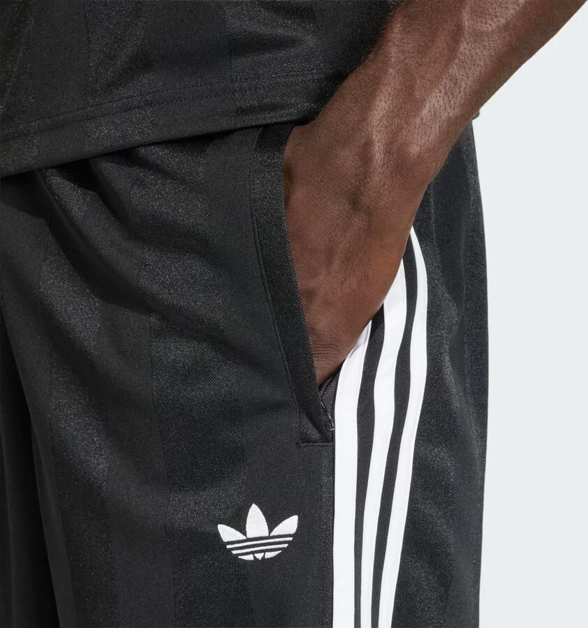 Adidas 3-STRIPES LOOSE ENGINEERED SHORT - Foto 2