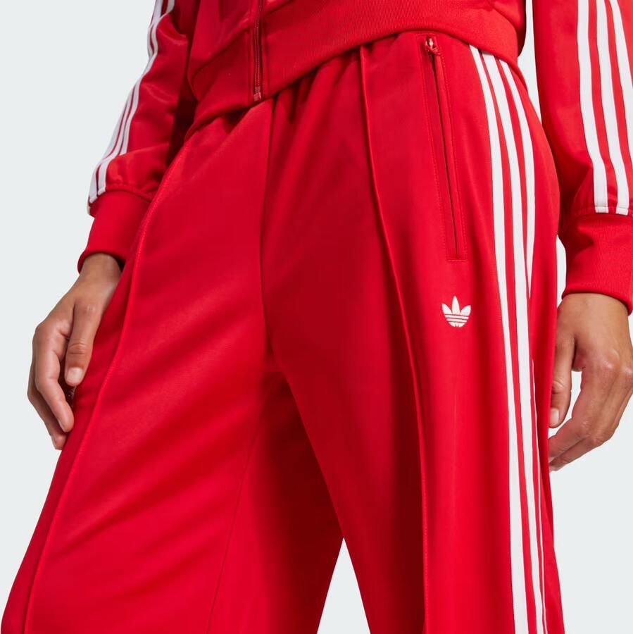 Adidas Originals Firebird Loose Trainingshose Women Trainingsbroeken rood Maat L Kleding