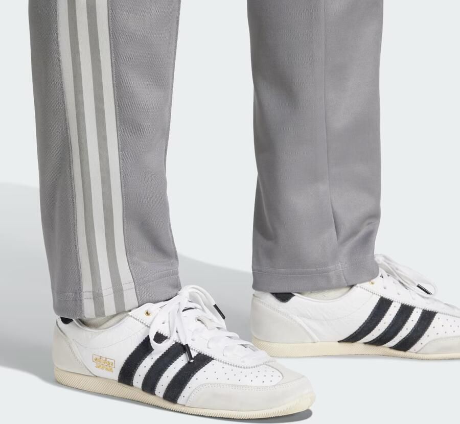 Adidas Originals Regular fit sweatpants met labelstitching model 'CLASSIC'
