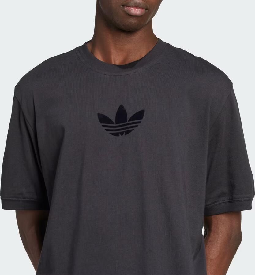 Adidas Adicolor Loose 2000s Cali T-shirt