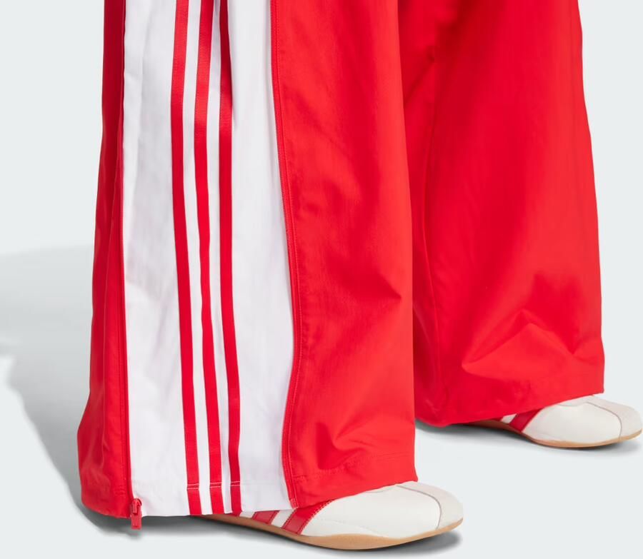 Adidas Originals Woven Wide-Leg Broek met 3 Strepen Women Trainingsbroeken rood Maat XS Kleding