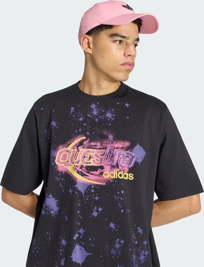 Adidas ADILENIUM SEASON 5 QUESTRA GRAPHIC T-SHIRT - Foto 4