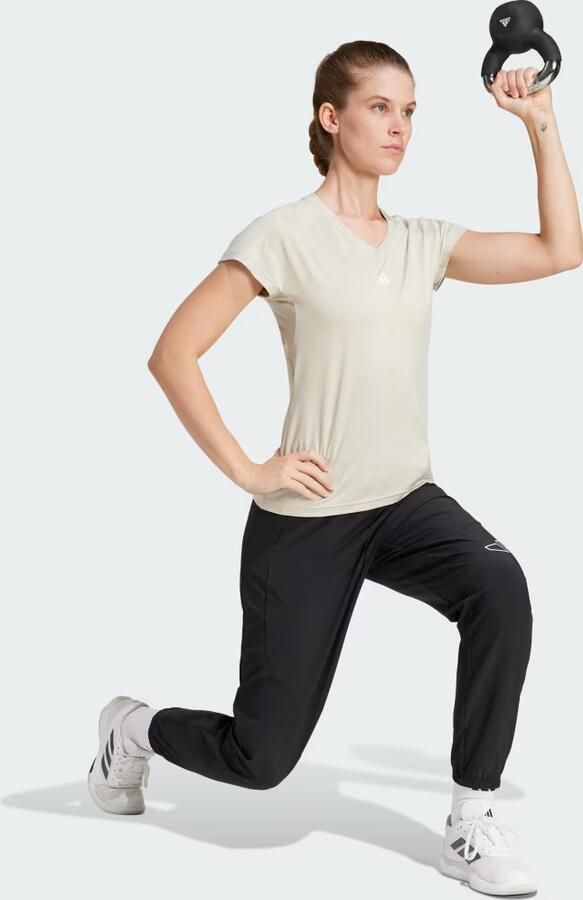 Adidas AEROREADY Train Essentials Minimal Branding V-hals T-shirt - Foto 5
