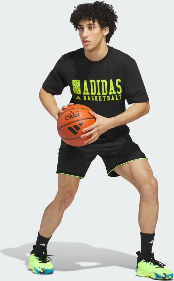Adidas BASKETBALL GRAPHIC T-SHIRT - Foto 4