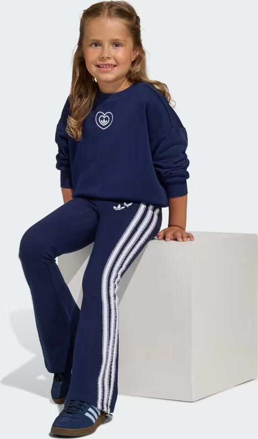 Adidas DISNEY SWEATSHIRT FLARED LEGGING-SET - Foto 3