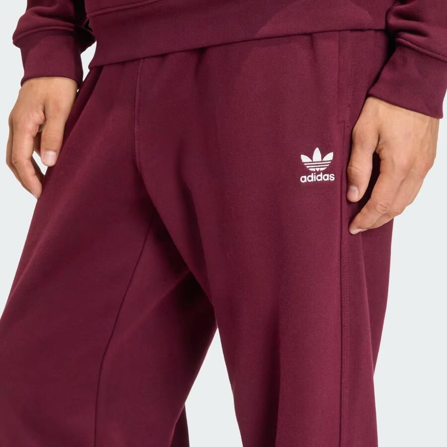 Adidas Originals Essential Open Hem Loose Pants Men Trainingsbroeken rood Maat XL Kleding