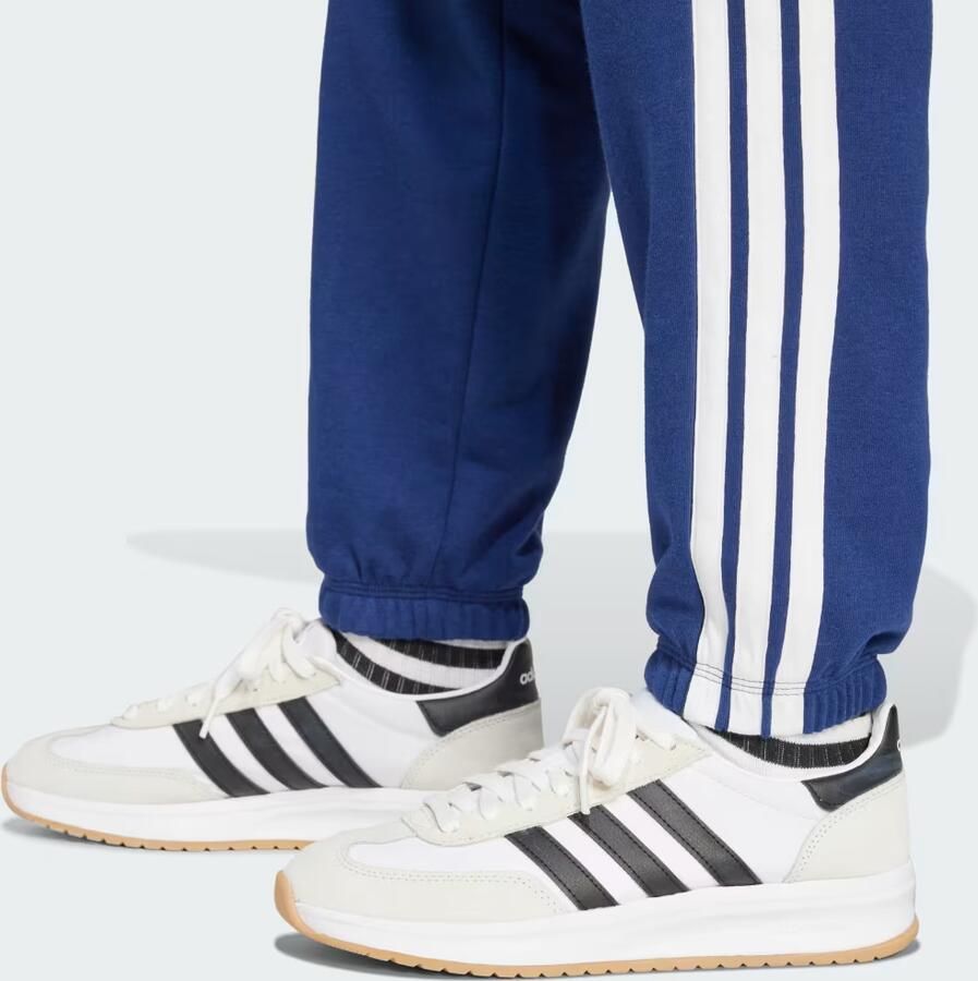 Adidas Essentials 3-Stripes French Terry Cuffed Broek - Foto 2