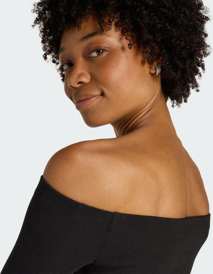 Adidas ESSENTIALS GERIBBELDE OFF SHOULDER LONGSLEEVE - Foto 3