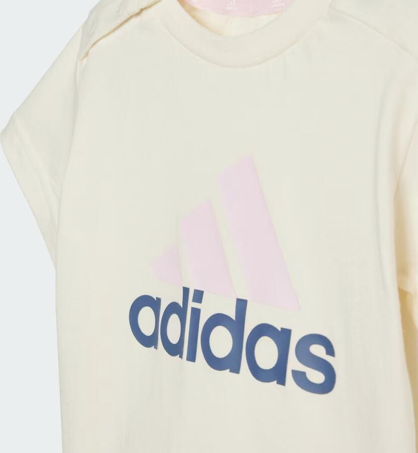 Adidas ' Badge of Sport T-Shirt Shorts Set Infant White - Foto 4