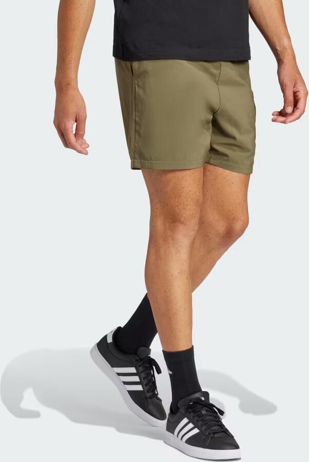 Adidas Essentials Small Logo Cargo Chelsea Short Groen- Heren Groen - Foto 5