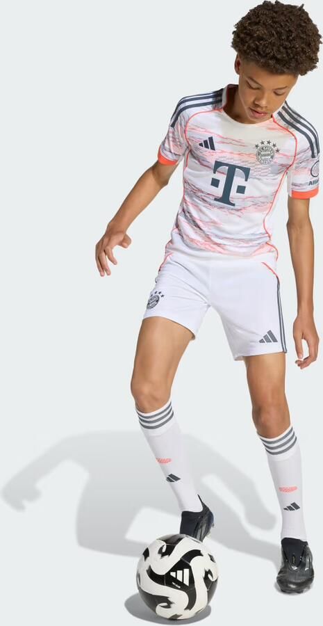 Adidas Korte Broek Short Extérieur enfant Bayern Munich 2025 26 - Foto 6