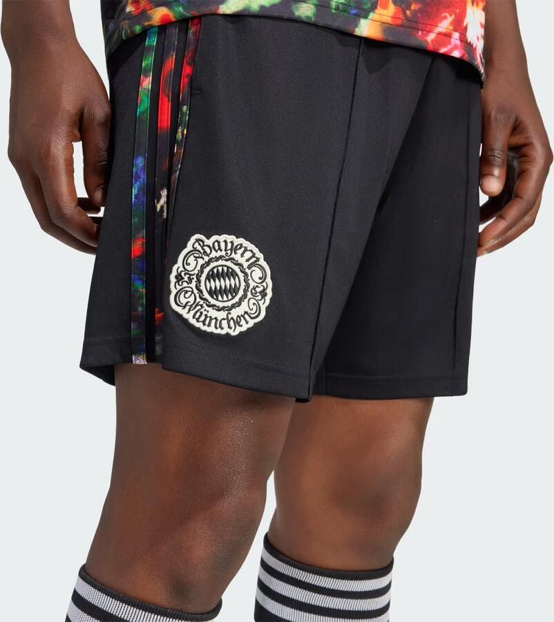 Adidas FC Bayern München 26 27 Wiesn Short - Foto 2