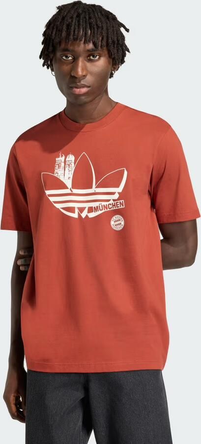 Adidas FC Bayern München Seasonal Graphic T-shirt