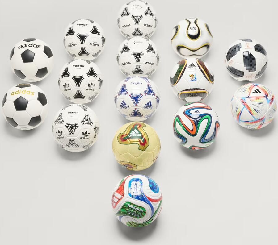 Adidas FIFA Wereldkampioenschap Voetbal 26™ Historical Mini Voetbal Set - Foto 3