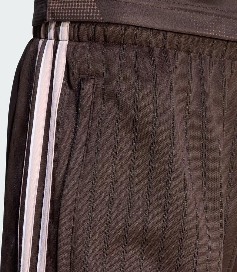 Adidas FIREBIRD ENGINEERED STRIPES SHORT - Foto 3