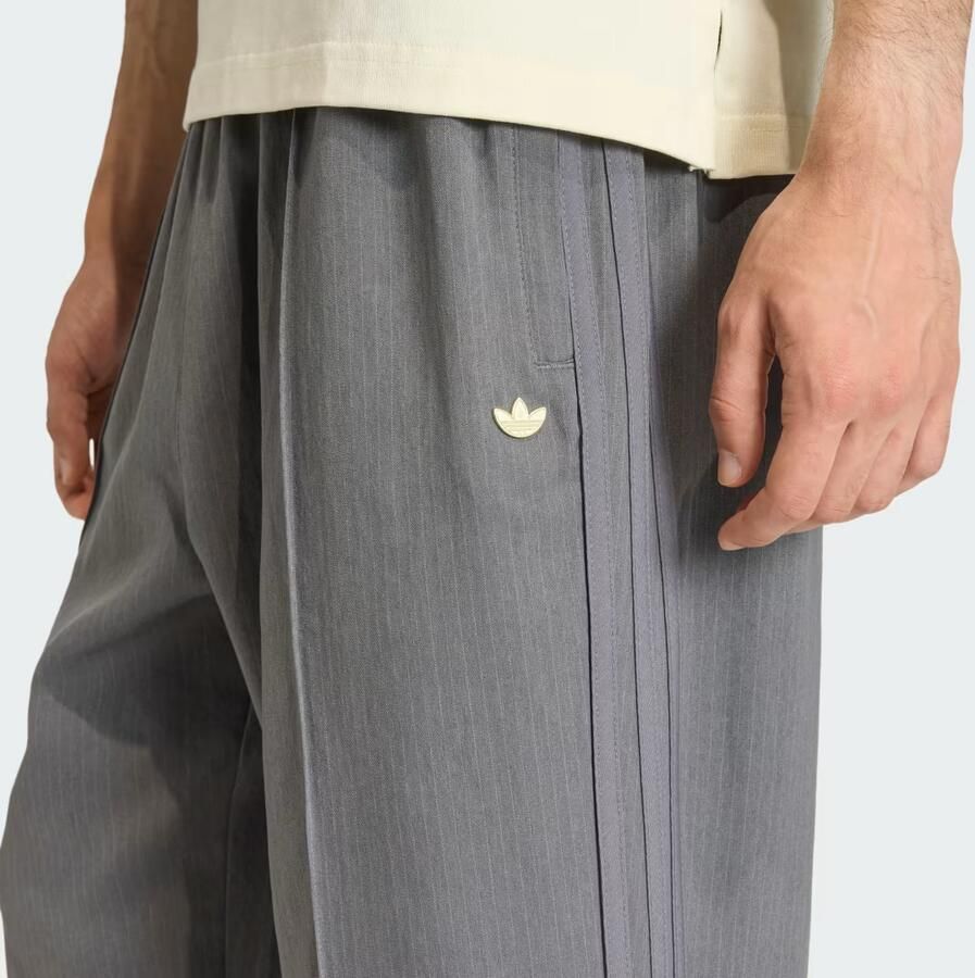 Adidas FIREBIRD LOOSE-FIT PINSTRIPES TRAININGSBROEK - Foto 2