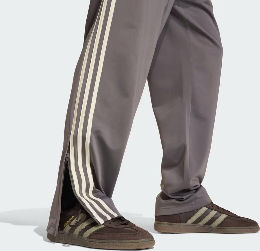 Adidas Originals Straight fit sweatpants met logostitching model 'Firebird' - Foto 3