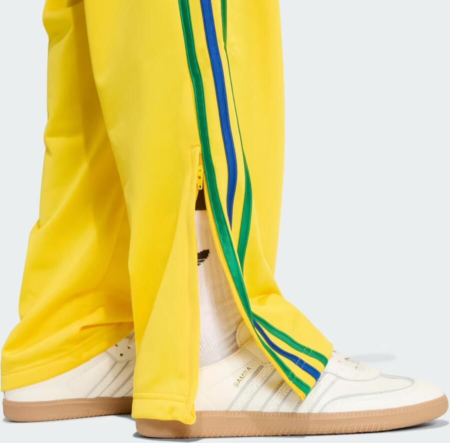 Adidas Originals Straight fit sweatpants met logostitching model 'Firebird'