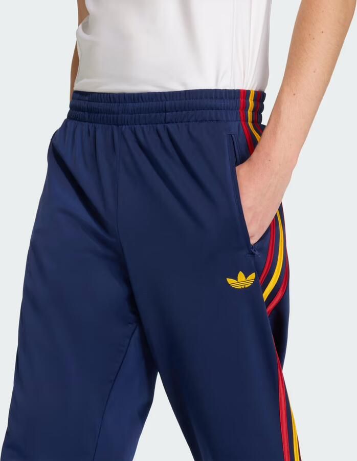 Adidas Originals regular fit trackpants met contrasterende strepen model 'FIREBIRD' - Foto 4