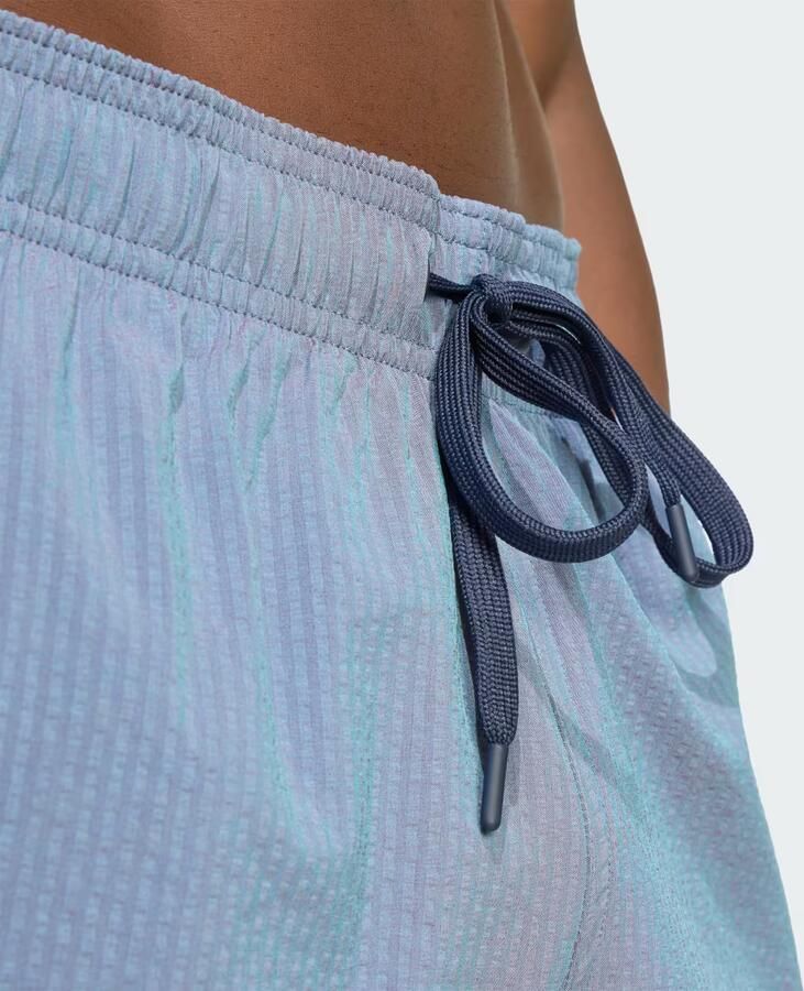 Adidas IRIDESCENT SEERSUCKER ZWEMSHORT 5-INCH - Foto 4