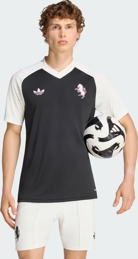 Adidas Juventus 26 27 Pre-Match Uitshirt