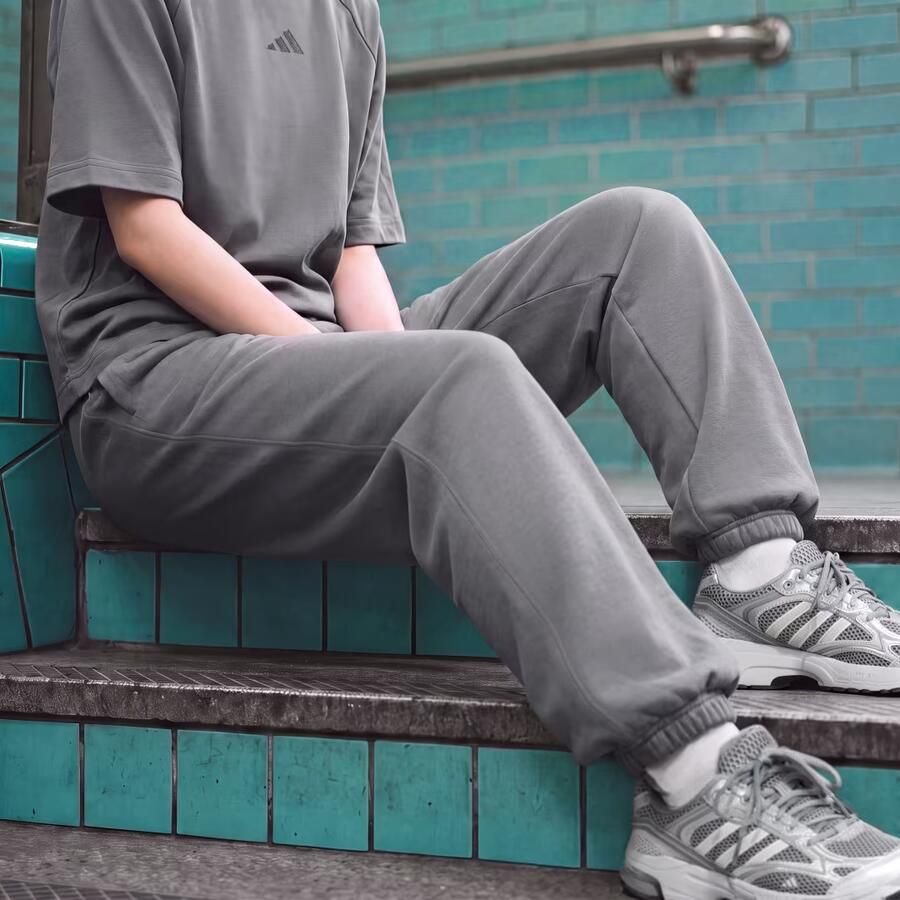 Adidas KIT Small Logo Loose Cuffed Broek - Foto 3