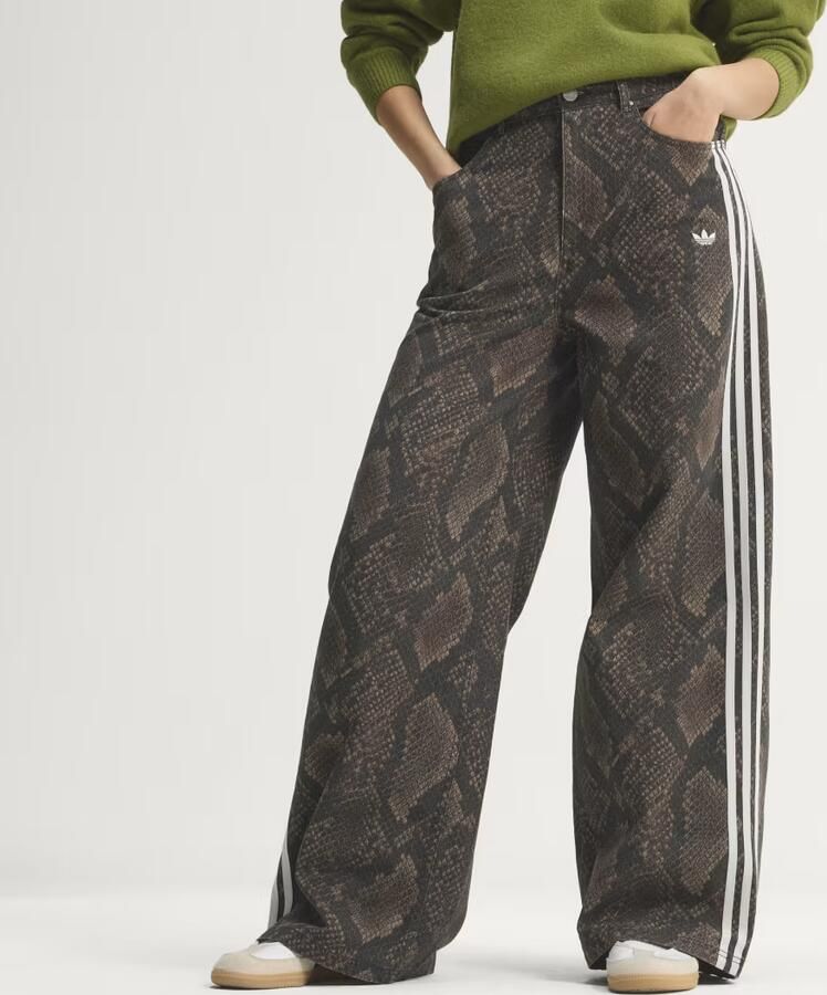 Adidas LOOSE-FIT DENIM BROEK MET SLANGENPRINT