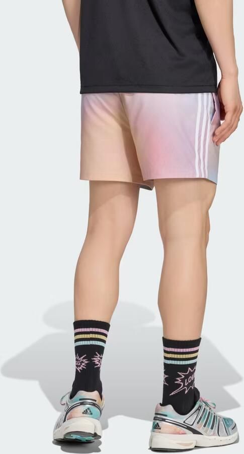 Adidas LOVE UNITES AOP SHORT (WATERPROOF) - Foto 5