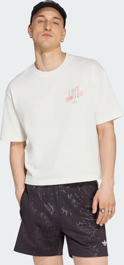 Adidas LOVE UNITES GFX T-SHIRT - Foto 4