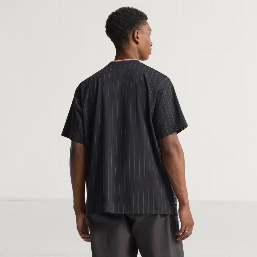 Adidas chester United Terrace Icons T-shirt