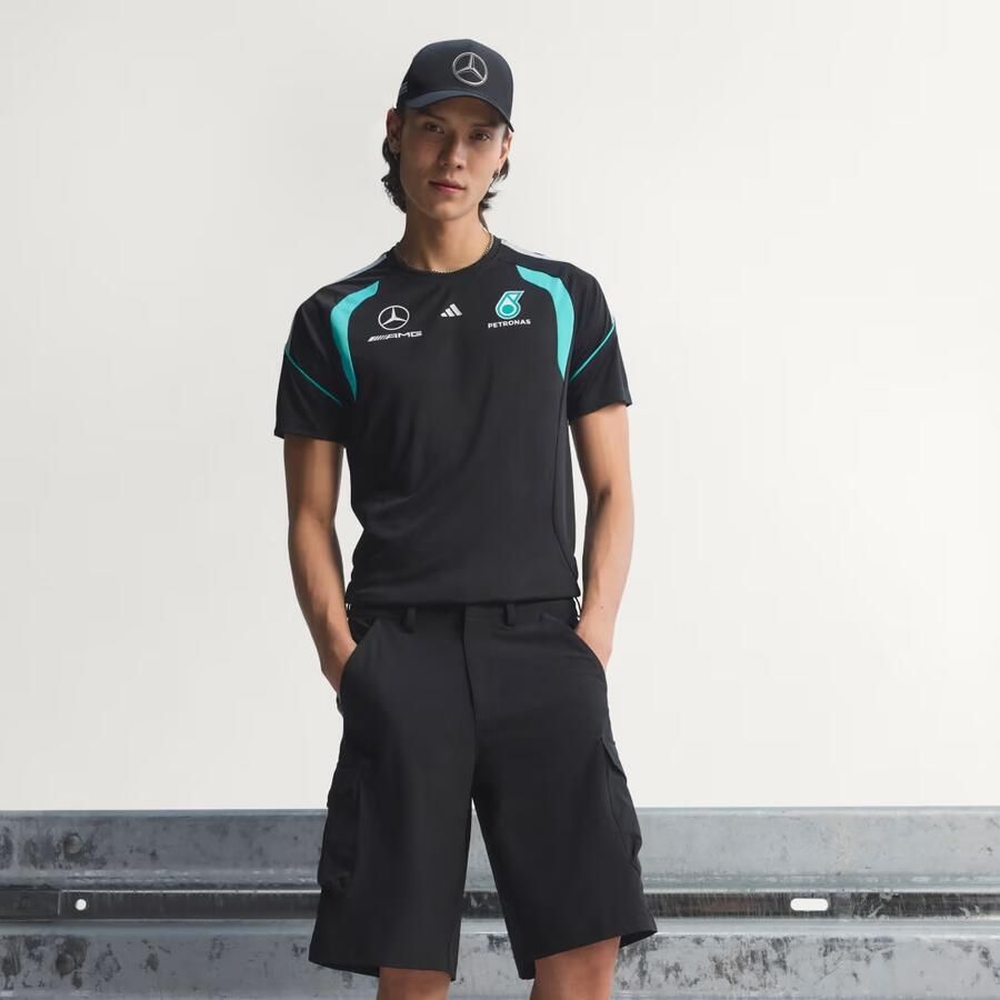 Adidas MERCEDES AMG PETRONAS FORMULA 1 TEAM MECHANICS SHORT - Foto 3