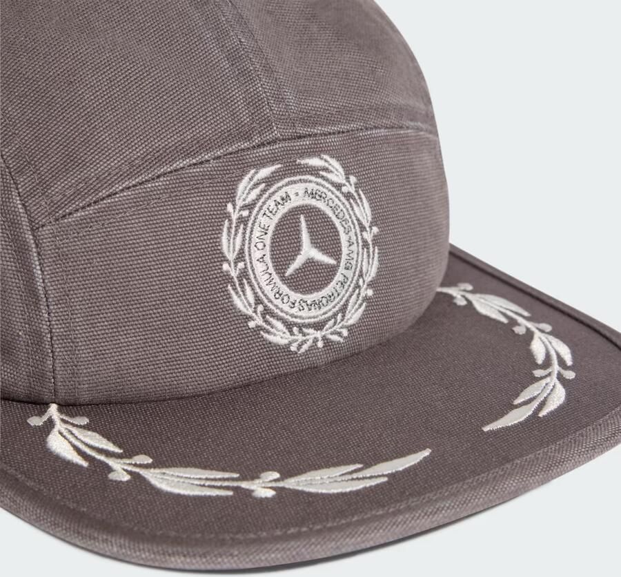 Adidas MERCEDES AMG PETRONAS FORMULA 1 TEAM SILVER ARROWS PET - Foto 2