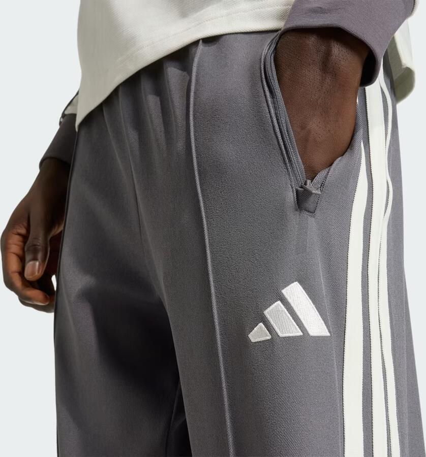 Adidas MERCEDES AMG PETRONAS FORMULE 1 TEAM SILVER ARROWS ICON TRAININGSBROEK MEN - Foto 2