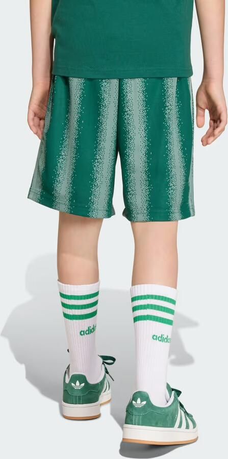 Adidas MINECRAFT OVERSIZED KNIELANGE SHORT - Foto 4