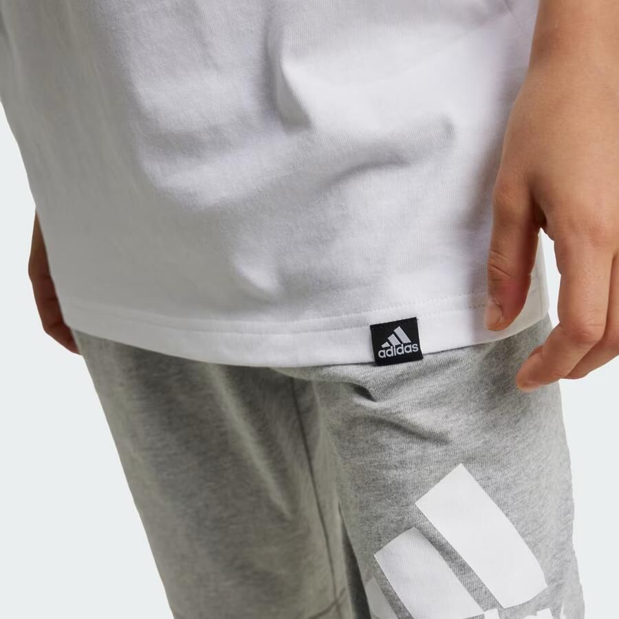 Adidas T-shirt Korte Mouw Positivity Table Graphic T-Shirt