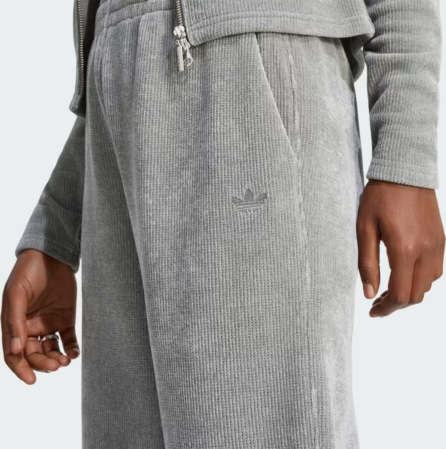 Adidas Prem Ess Chenille FL WL Broek - Foto 3