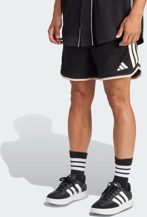Adidas Sportswear Korte broek met elastische band en tunnelkoord.