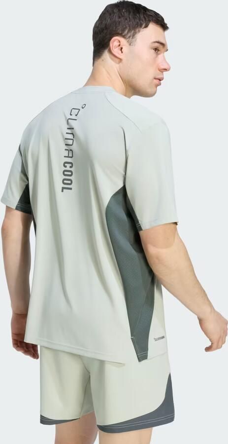 Adidas TECH APPAREL COLORBLOCK T-SHIRT - Foto 6