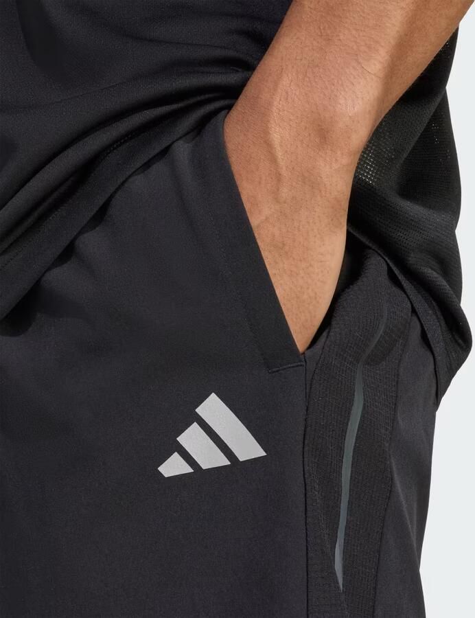 Adidas Training Regular fit sweatshorts met elastische band - Foto 3