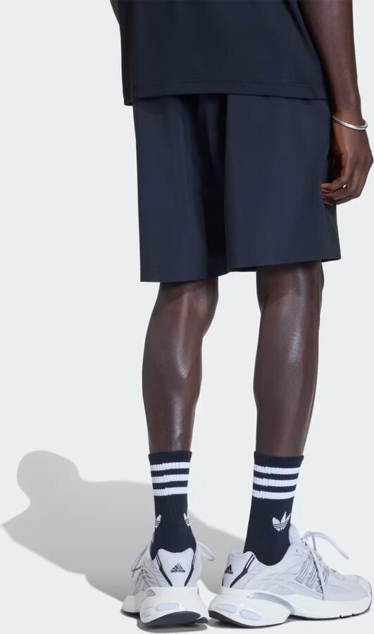Adidas TECH TREFOIL ESSENTIALS POLYESTER SHORT - Foto 5