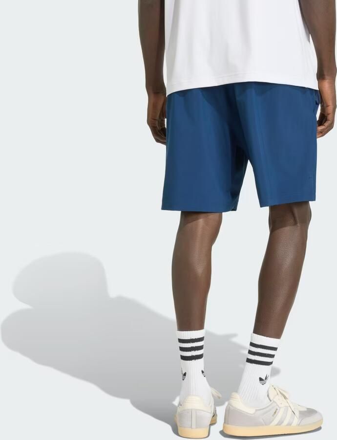 Adidas TECH TREFOIL ESSENTIALS POLYESTER SHORT - Foto 5