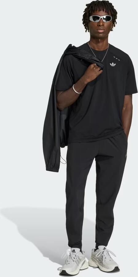 Adidas TECH TREFOIL ESSENTIALS POLYESTER T-SHIRT - Foto 5