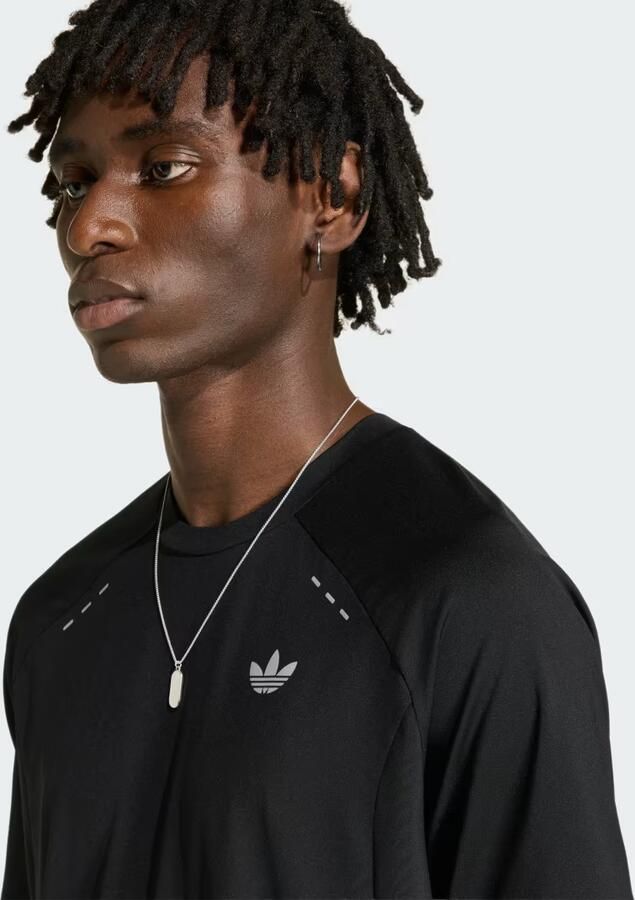 Adidas TECH TREFOIL ESSENTIALS POLYESTER T-SHIRT - Foto 3