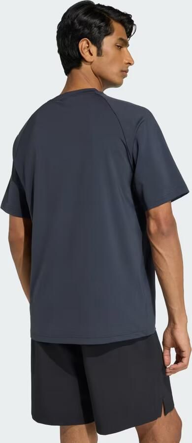 Adidas TECH TREFOIL ESSENTIALS POLYESTER T-SHIRT - Foto 6