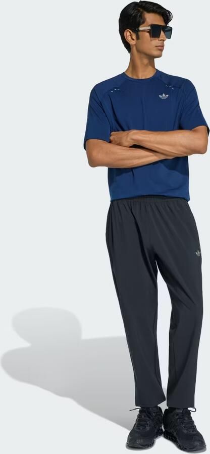 Adidas TECH TREFOIL ESSENTIALS POLYESTER T-SHIRT - Foto 6