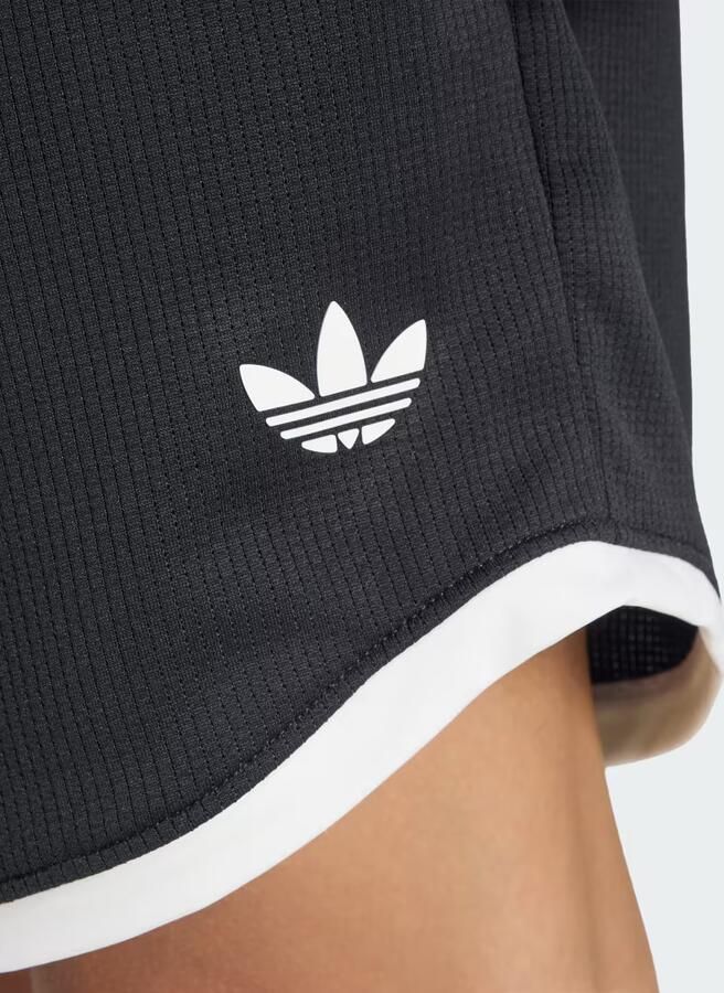 Adidas TENNIS CLASSICS SHORT - Foto 3