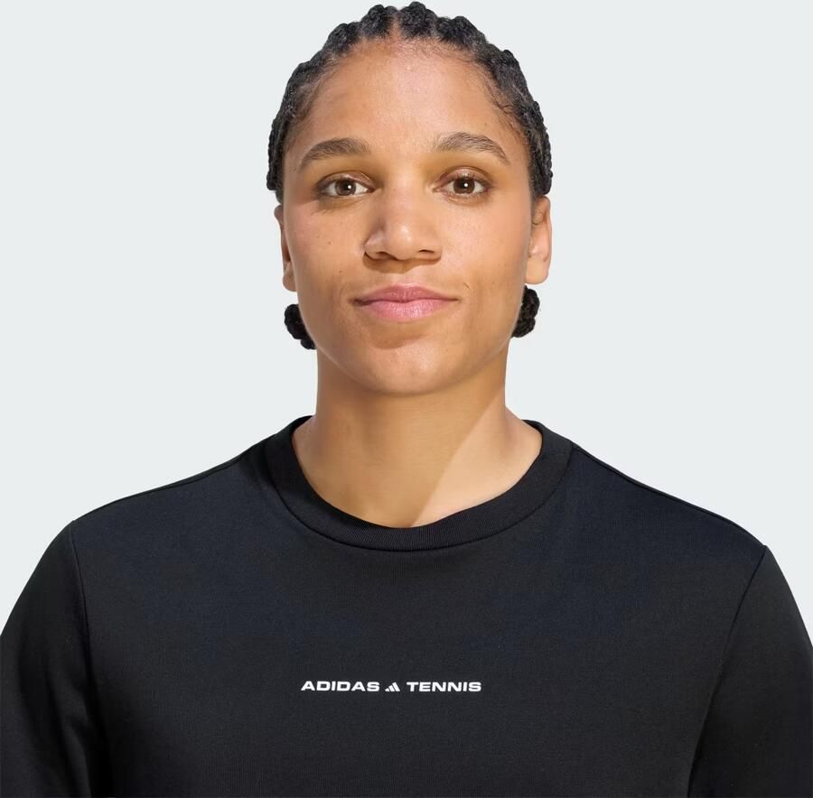 Adidas TENNIS CULTURE GRAPHIC T-SHIRT - Foto 3