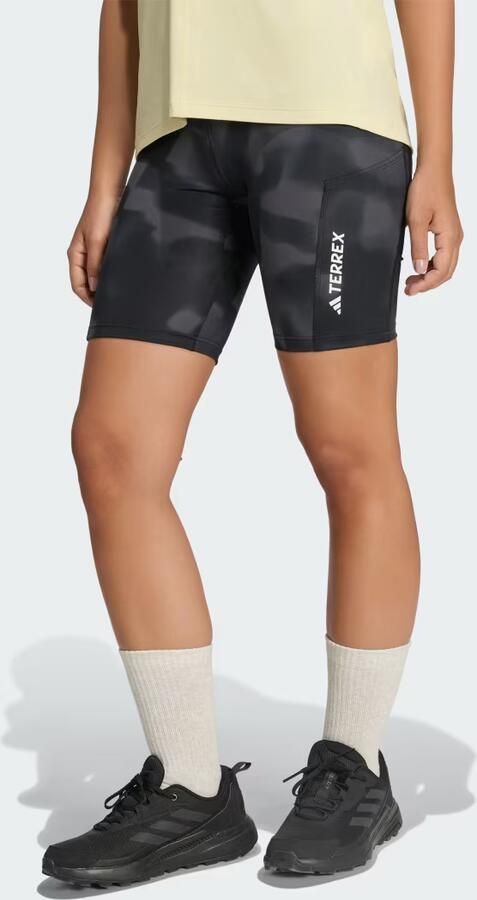 Adidas Terrex Multi Strakke Bedrukte Short 8-inch